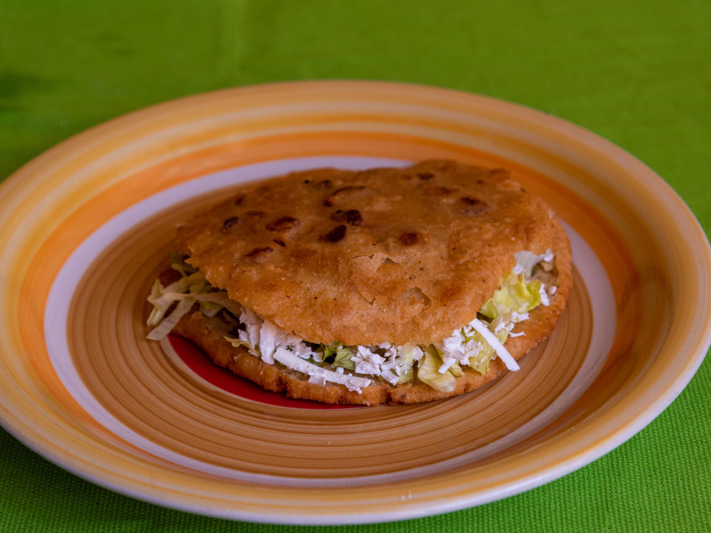 Gorditas de carne asada