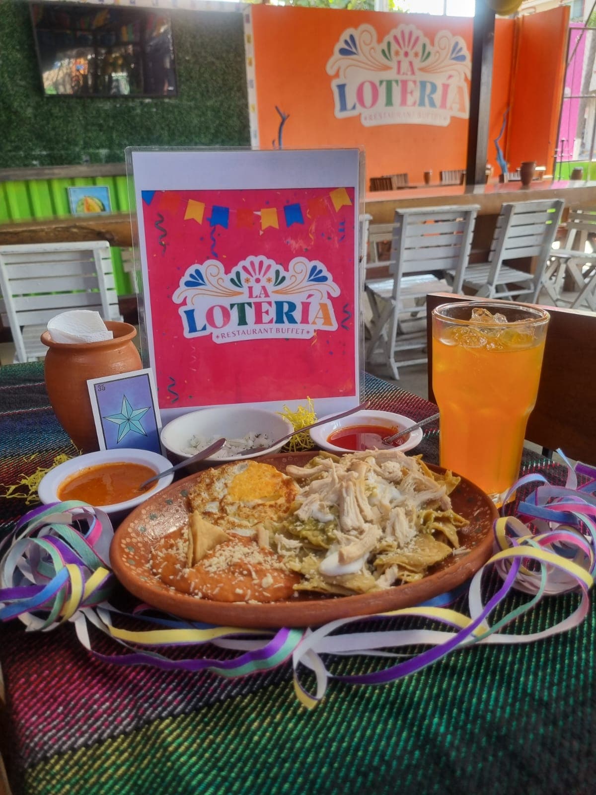 Chilaquiles con Pollo