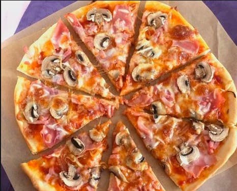Pizza de Jamón y Champiñon
