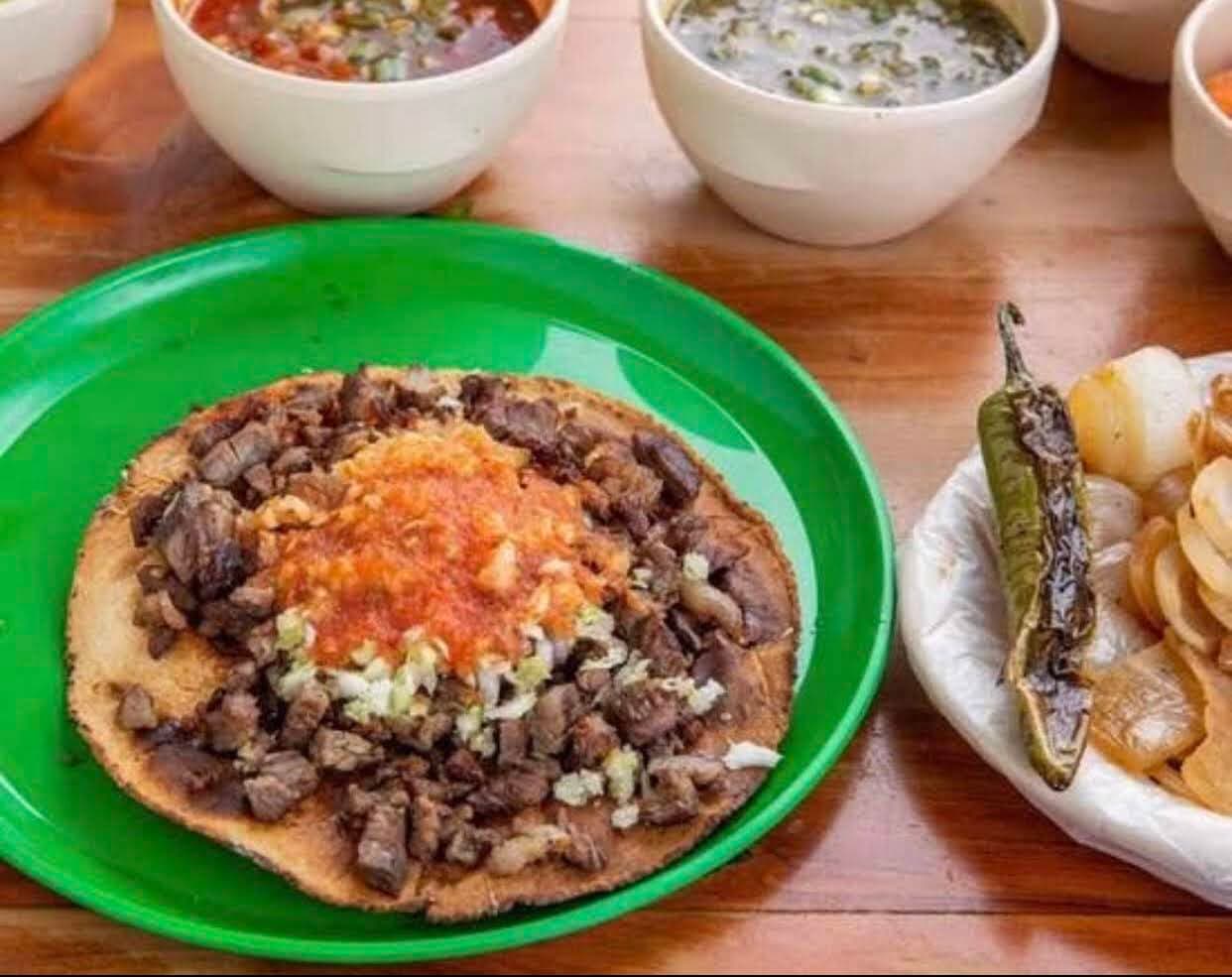 Tacos de Maíz Dorado de Asada
