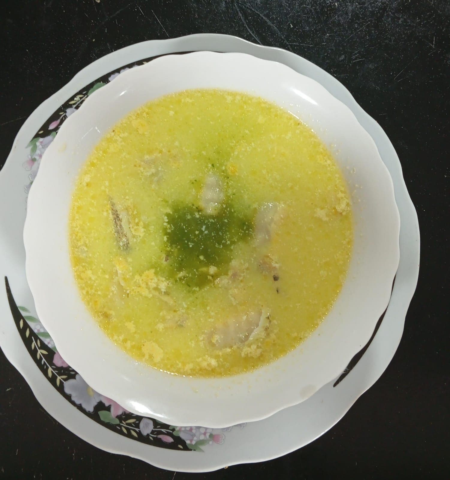 consome de pescado