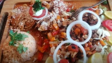 Bistec en Salsa Roja