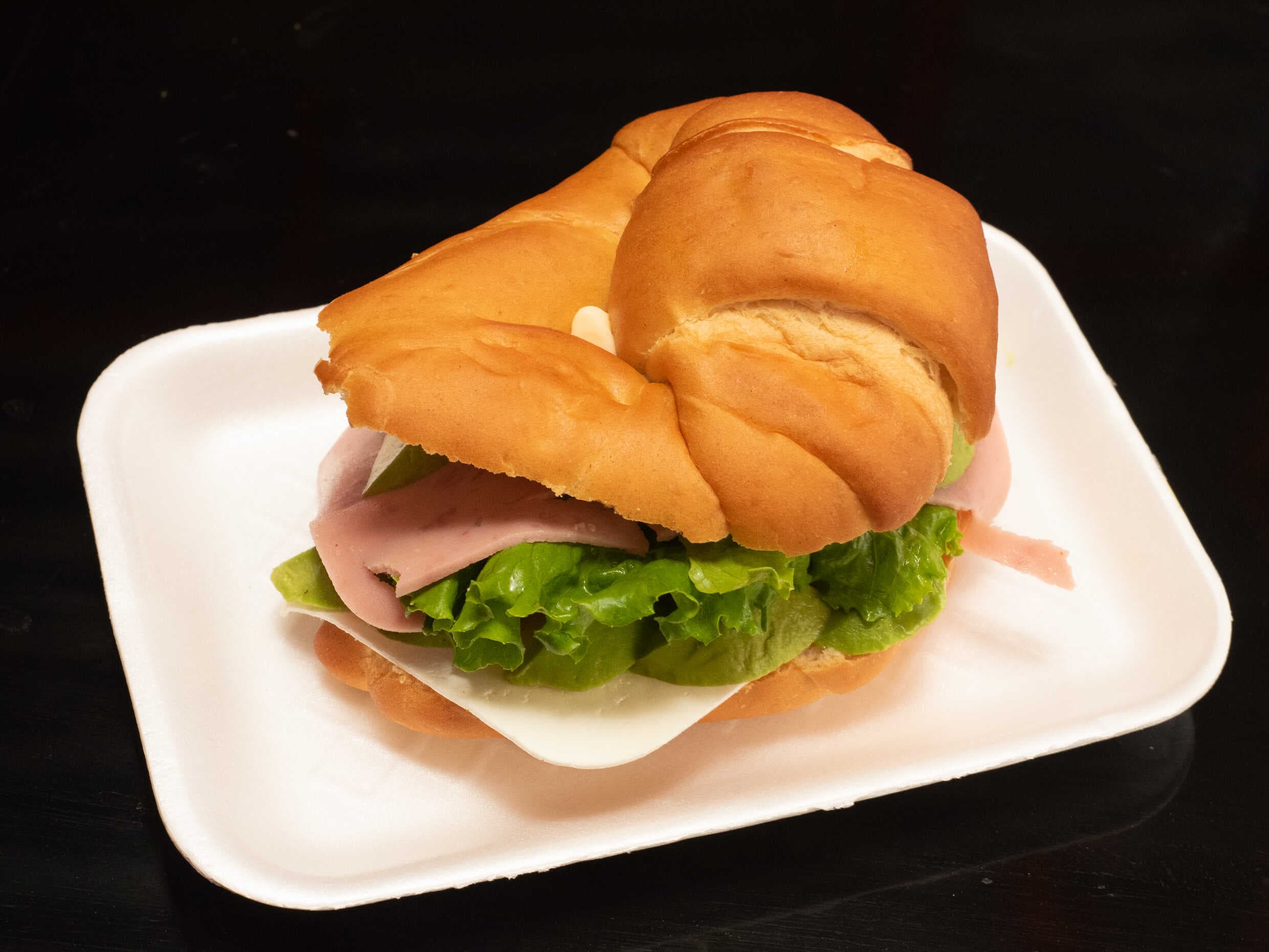 Croissant de Pavo