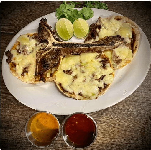 Huicholas con Carne 3 Piezas