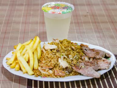 10 - Personal Chastas a Plancha + Arroz + Limonada