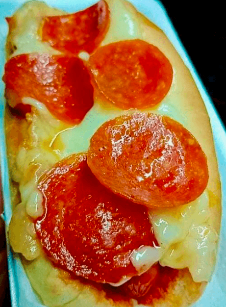 Doggo Pizza