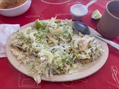 Comida Corrida + Agua Fresca (Vaso)