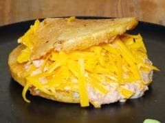 Arepa Tres Quesos