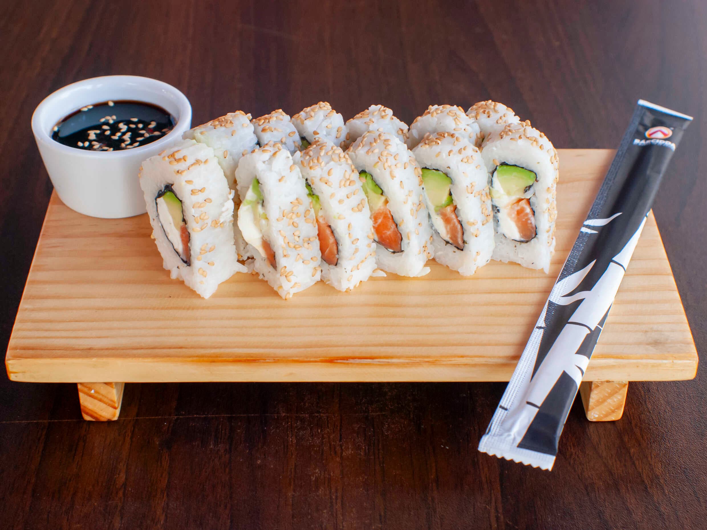 Philadelphia Roll 12 Piezas