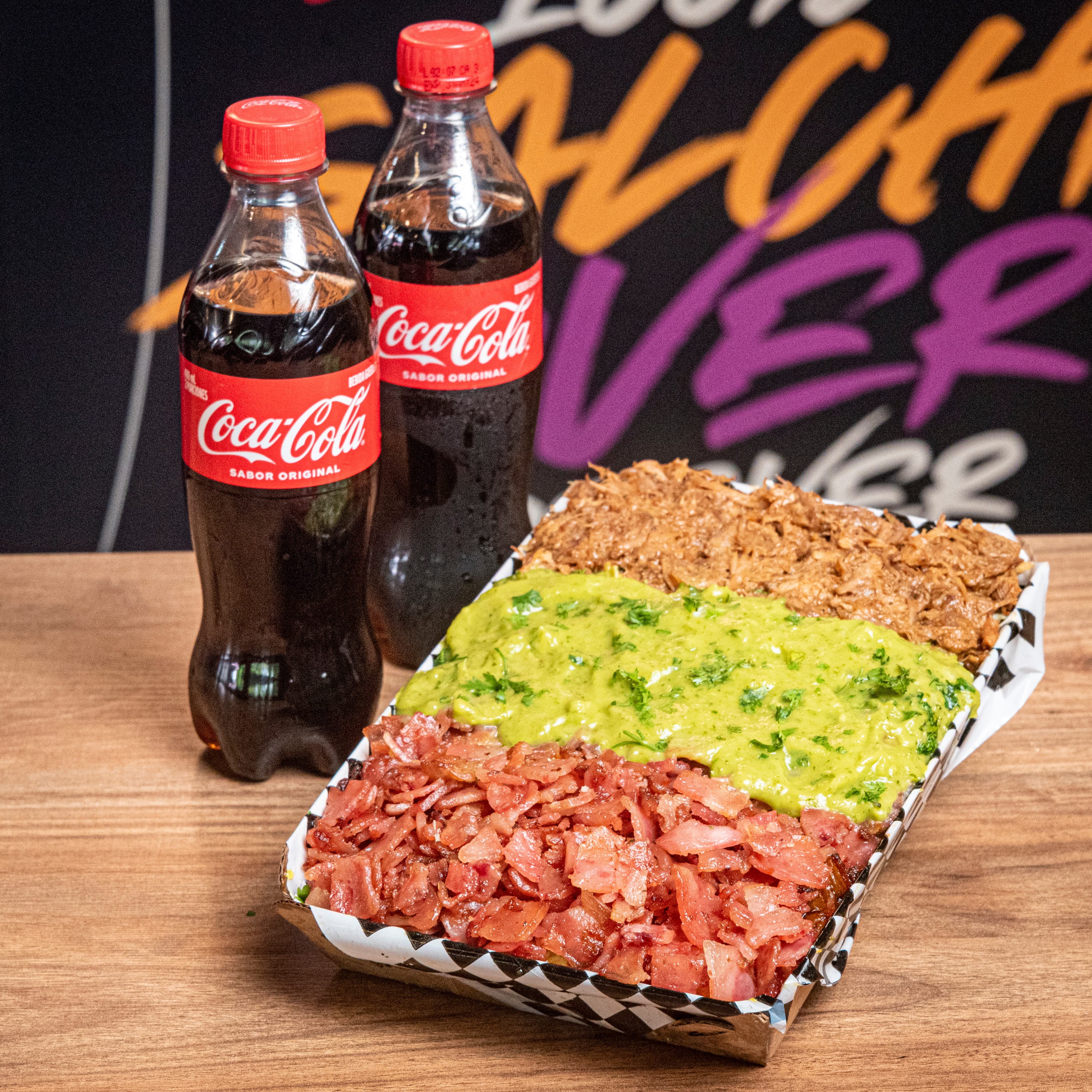 Combo Aletosa + 2 Coca Colas