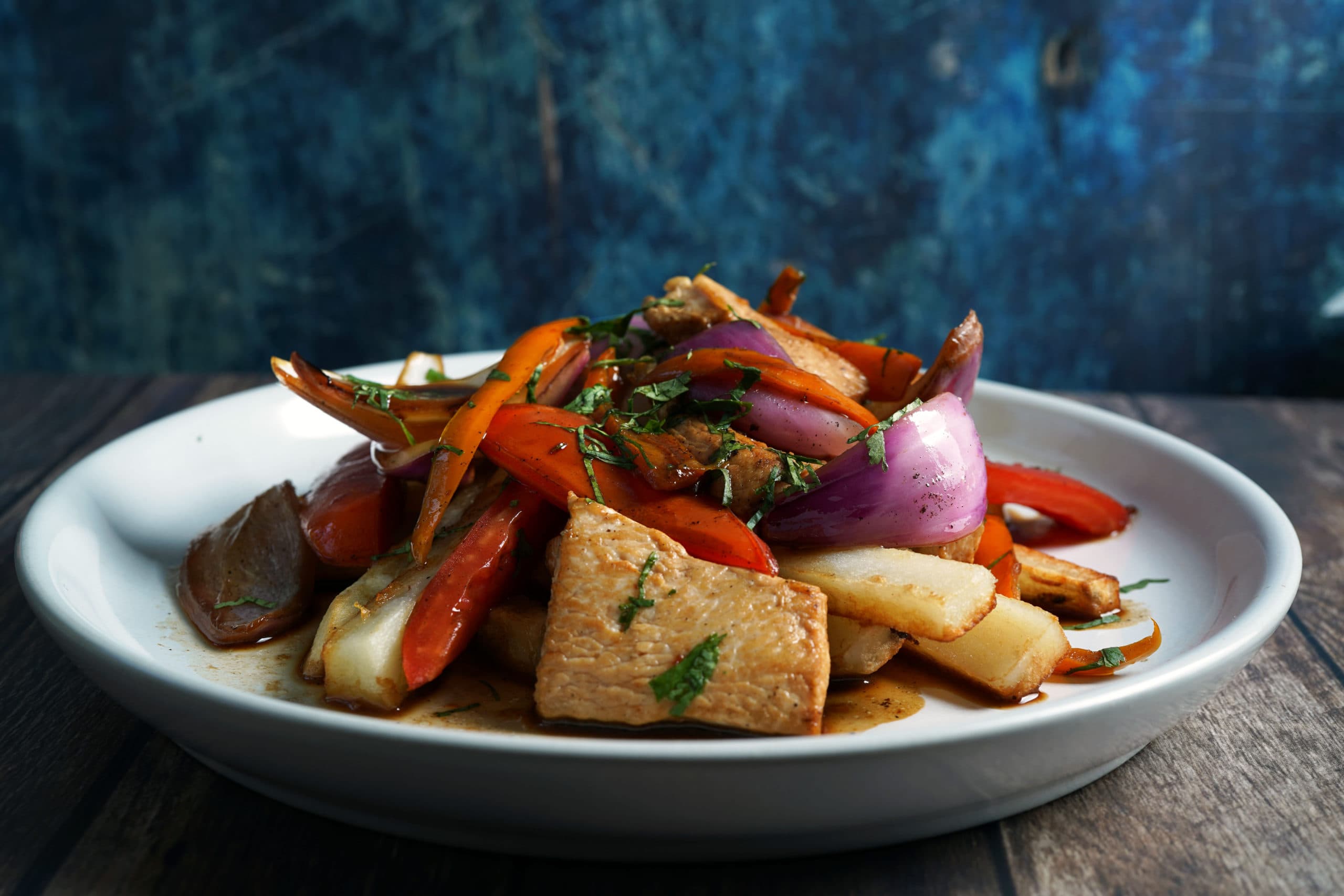 Pollo Salteado con Almendras