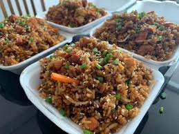 Arroz con Verduras en Salsa con pollo lechón jamon