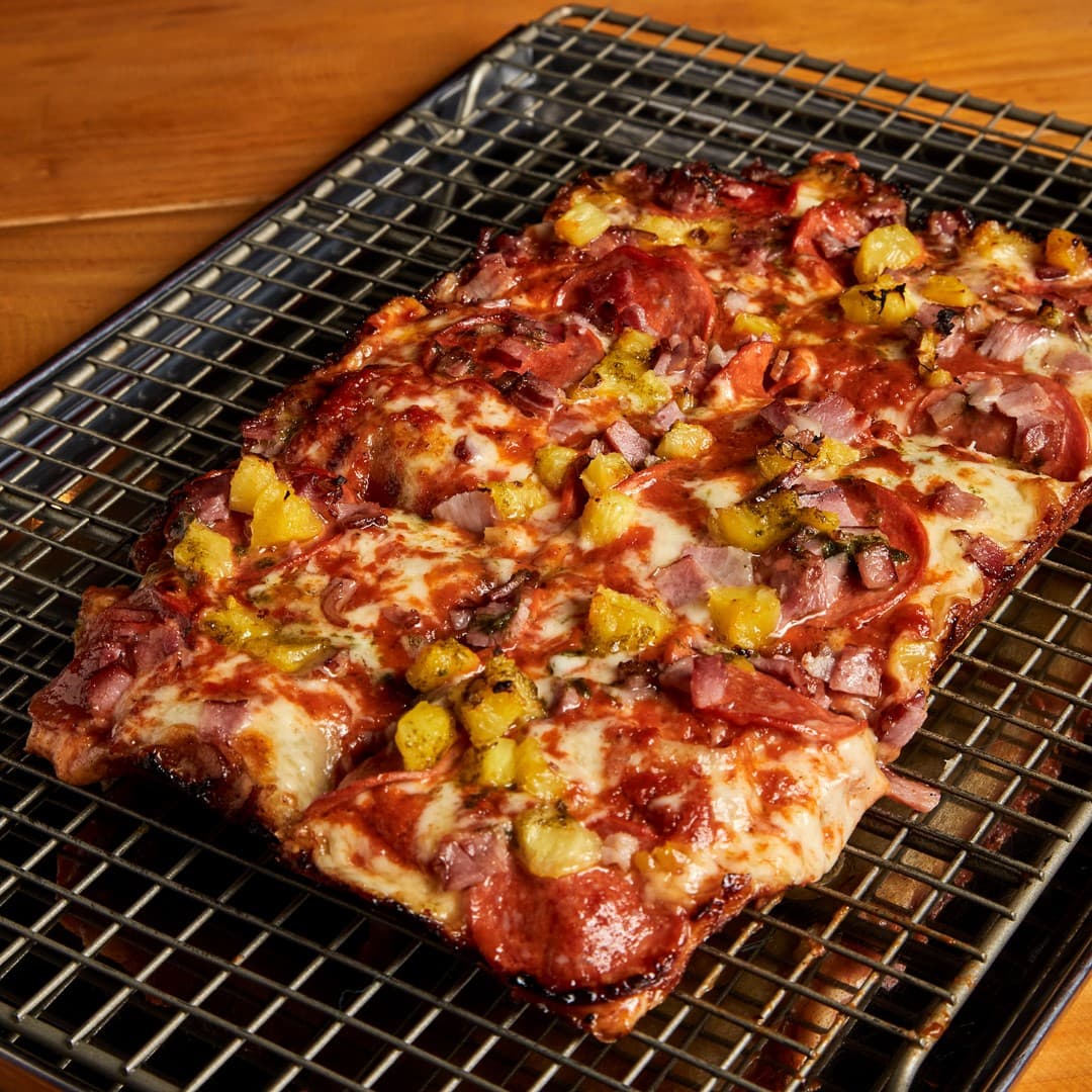 Pizza Ford Motor Company 8 Porciones