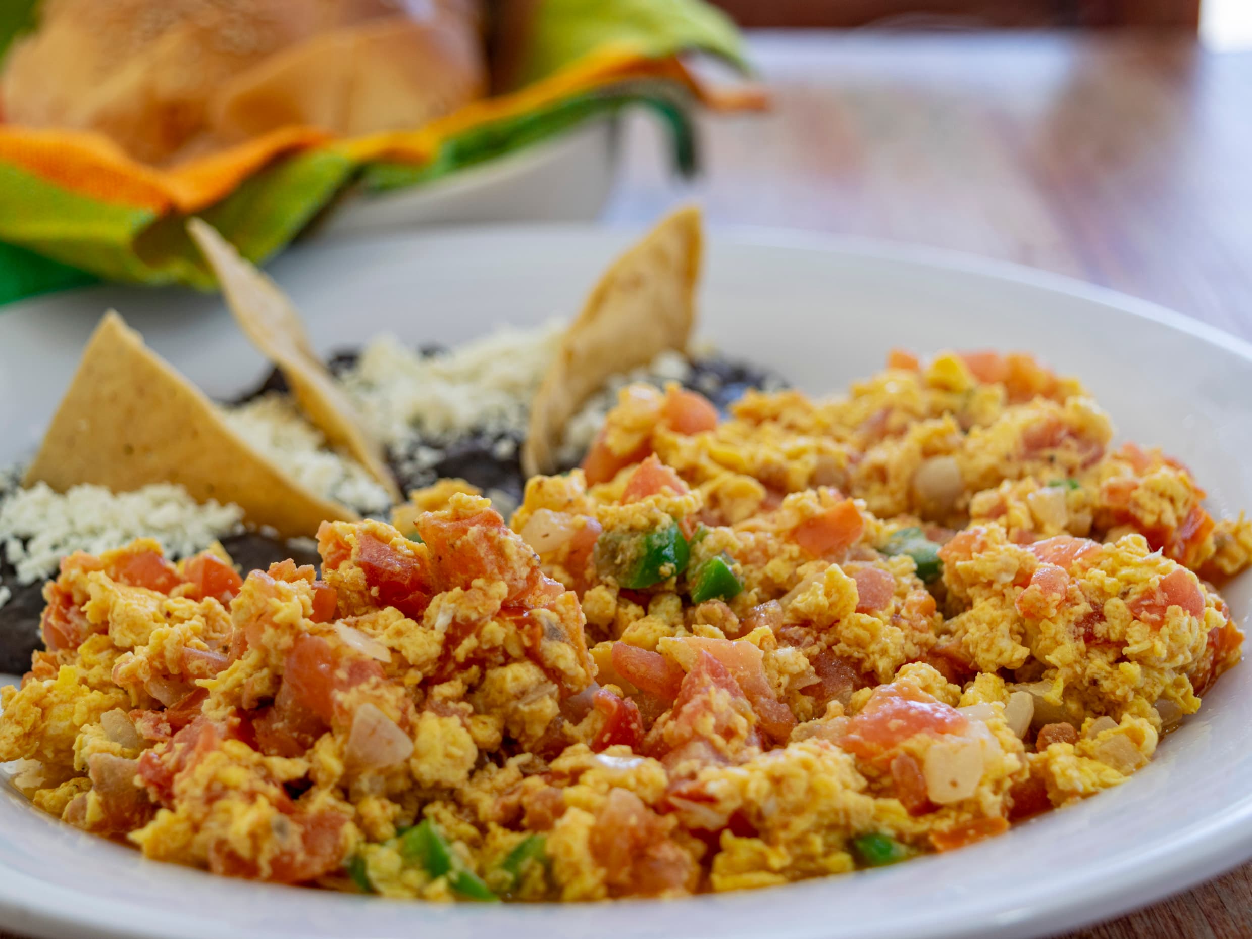 Huevos al Gusto; divorciados; a la mex; rancheros,
