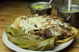 ORDEN DE COSTILLA CON QUESO