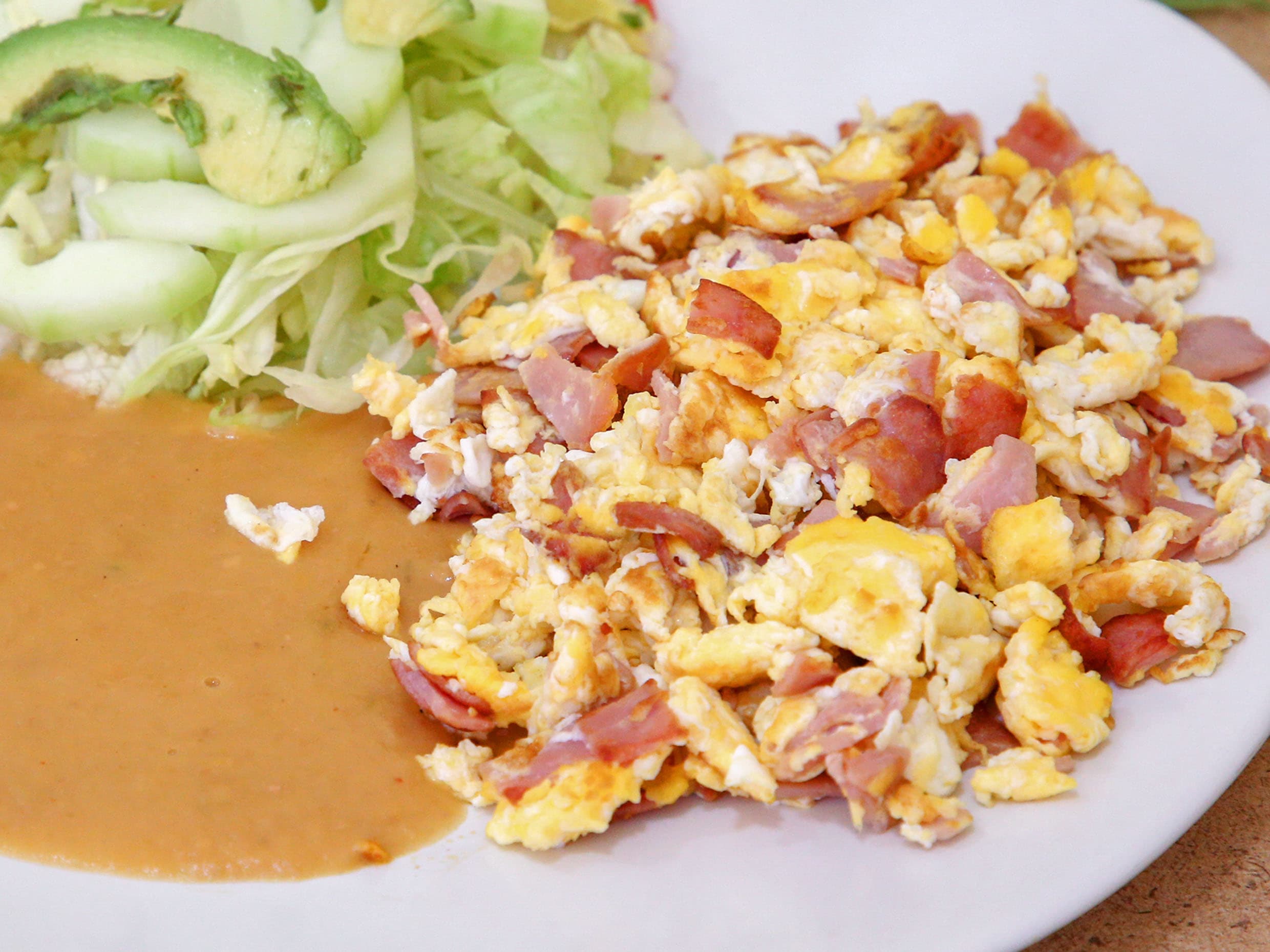 Huevos con Jamón