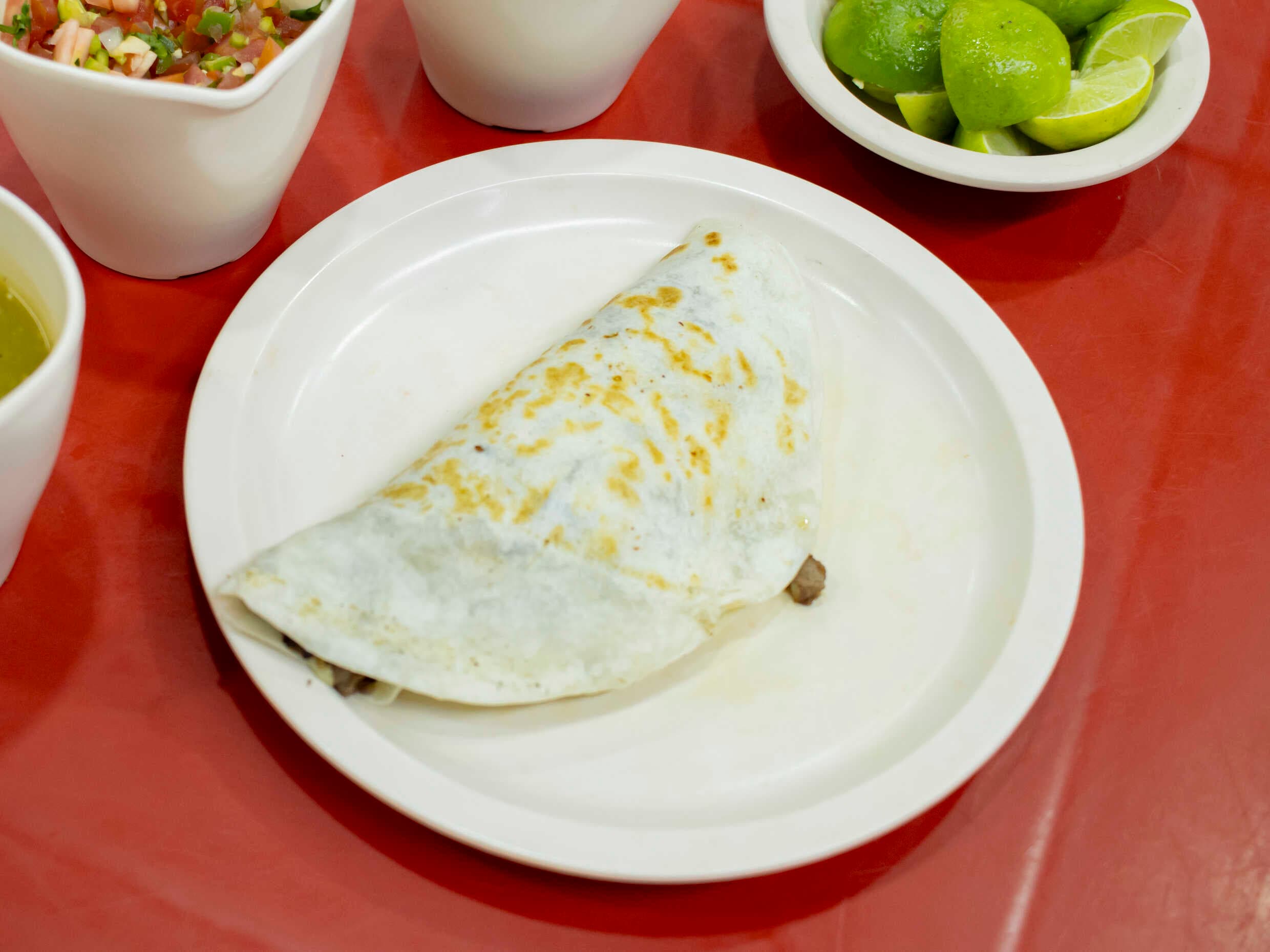 Quesadilla con Costilla