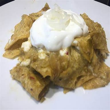 Combo Chilaquiles con Bistec + Agua del Día