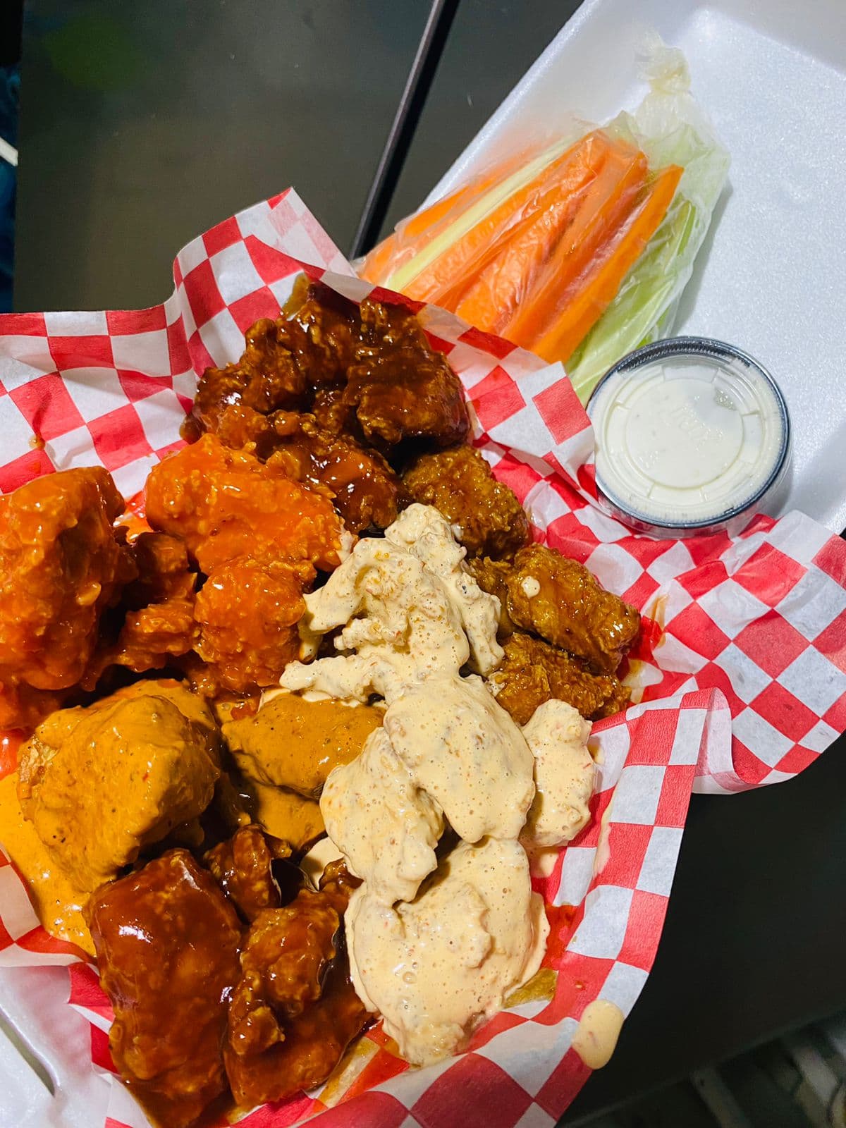 Boneless 24 pzas