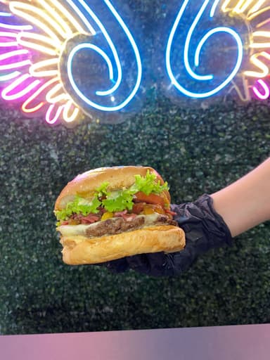 Combo Hamburguesa Especial+Papas+Coca Cola