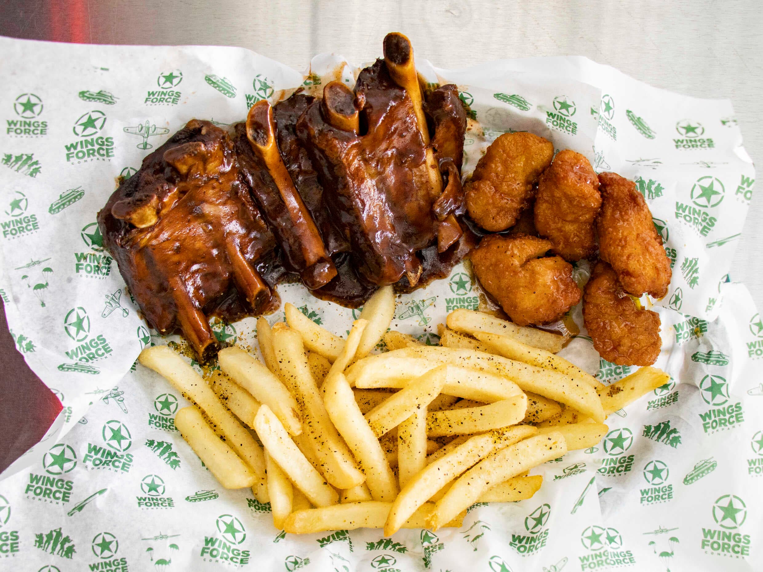 Ribs and Boneless