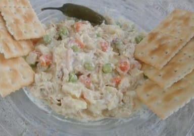Ensalada de Pollo o Atún