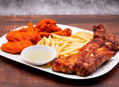 Costi Alitas Medianas + Papas