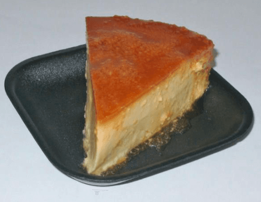 Combo Flan de Caramelo y Cheesecake de Maracuya