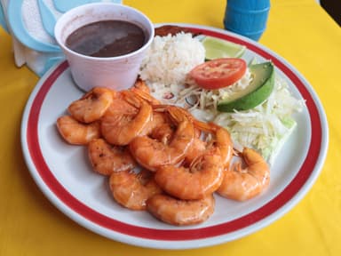 CAMARON ALA MANTEQUILLA