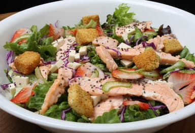 Ensalada de Salmón (Grande)
