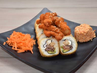 Kamy Roll.
