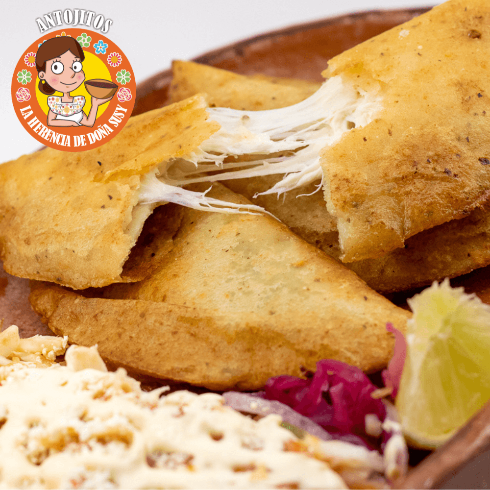 Empanadas de Quesillo (Orden 4 pz)