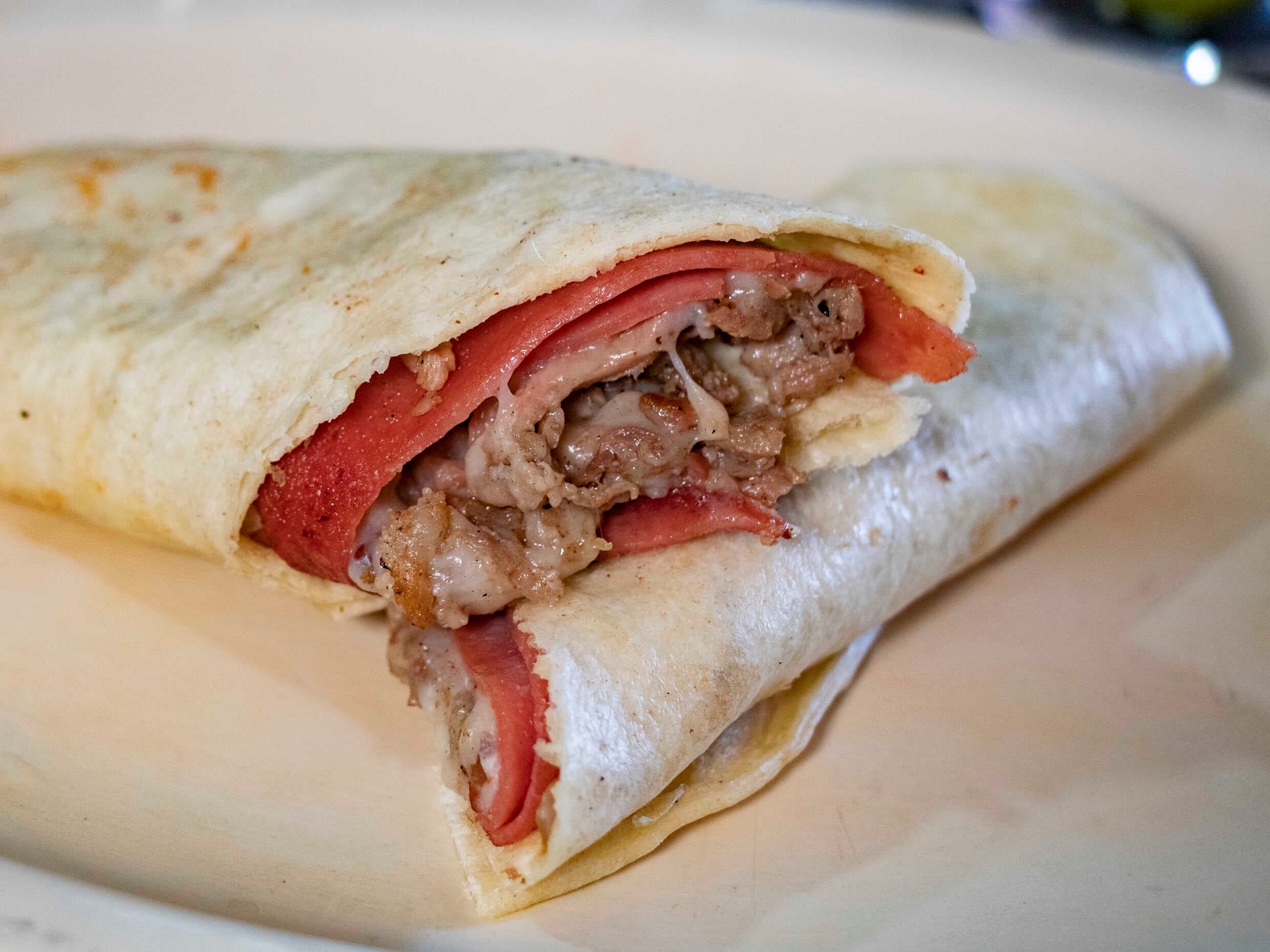 Burro de Jamón, Queso y Carne