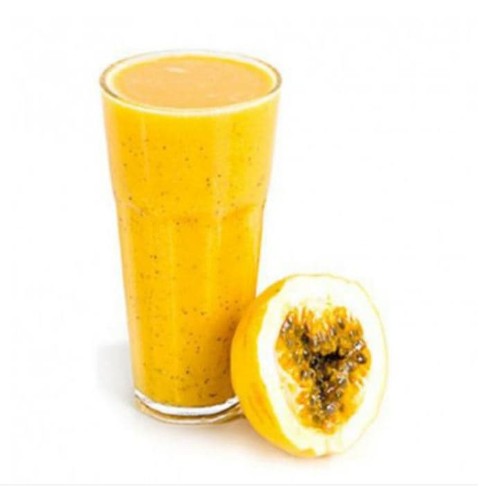 Jugo De Maracuya En Agua