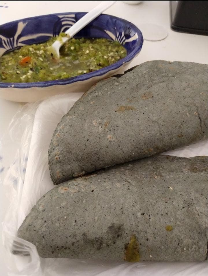 Combo 2 Quesadillas Grandes+ Refresco 400ML