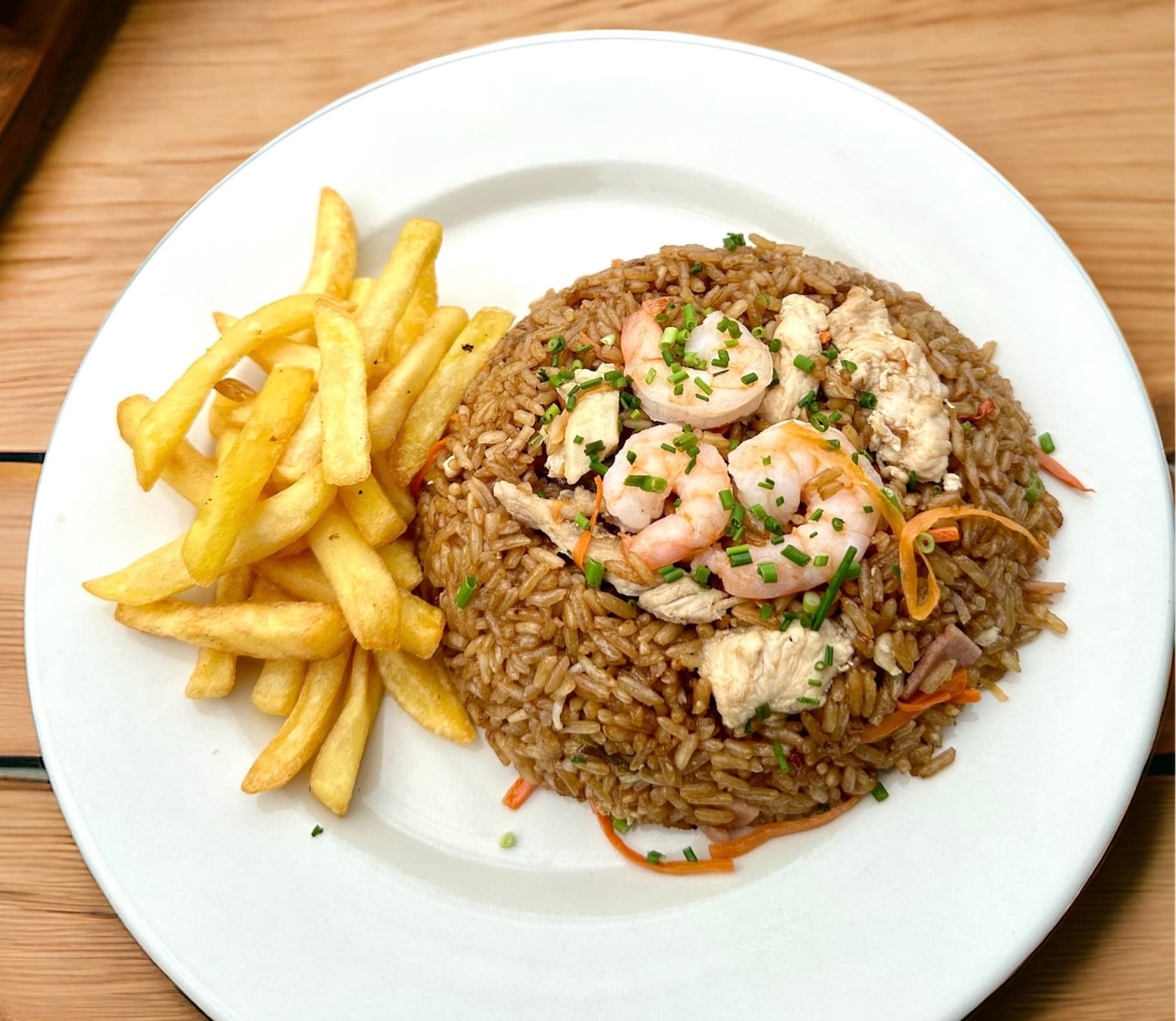 Arroz Chino + Papas a la Francesa en Promo