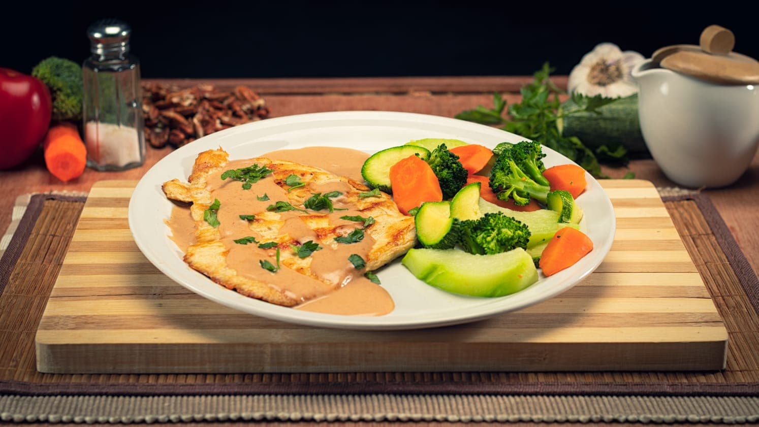 Pechuga de Pollo en Salsa de Nuez