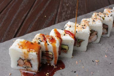 Kinsui Mar y Tierra
