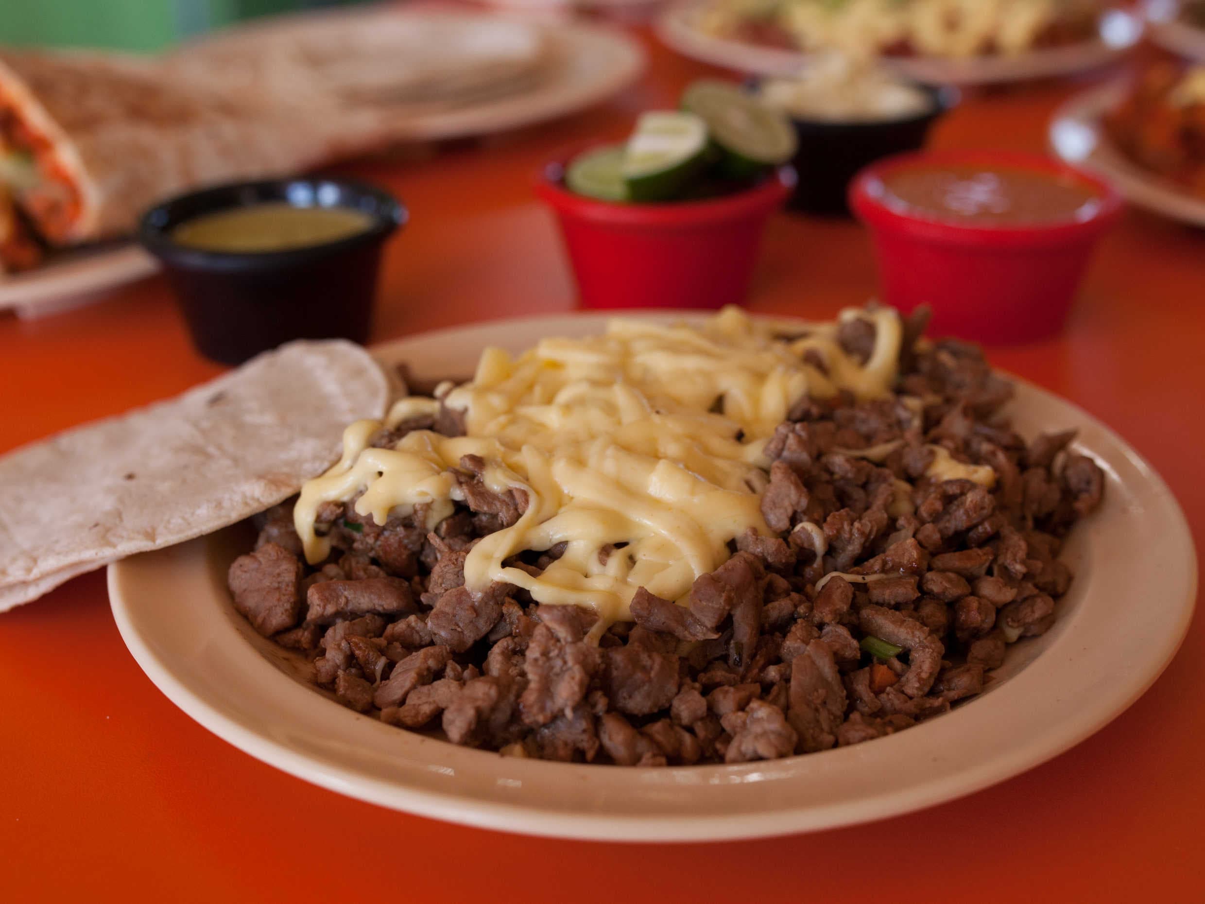 Orden de Bistec con queso