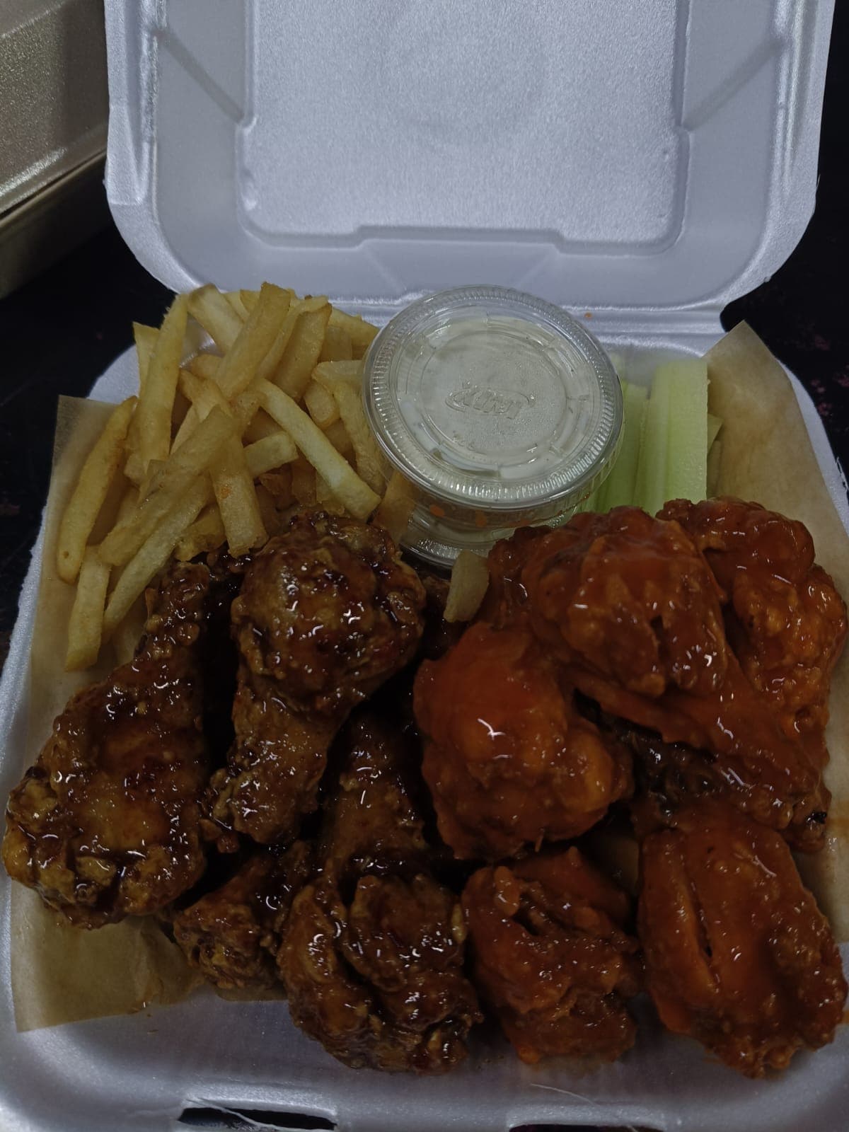 12 PZAS DE ALITAS