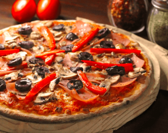 Pizza Clásica 30cm + Gaseosa 500ml