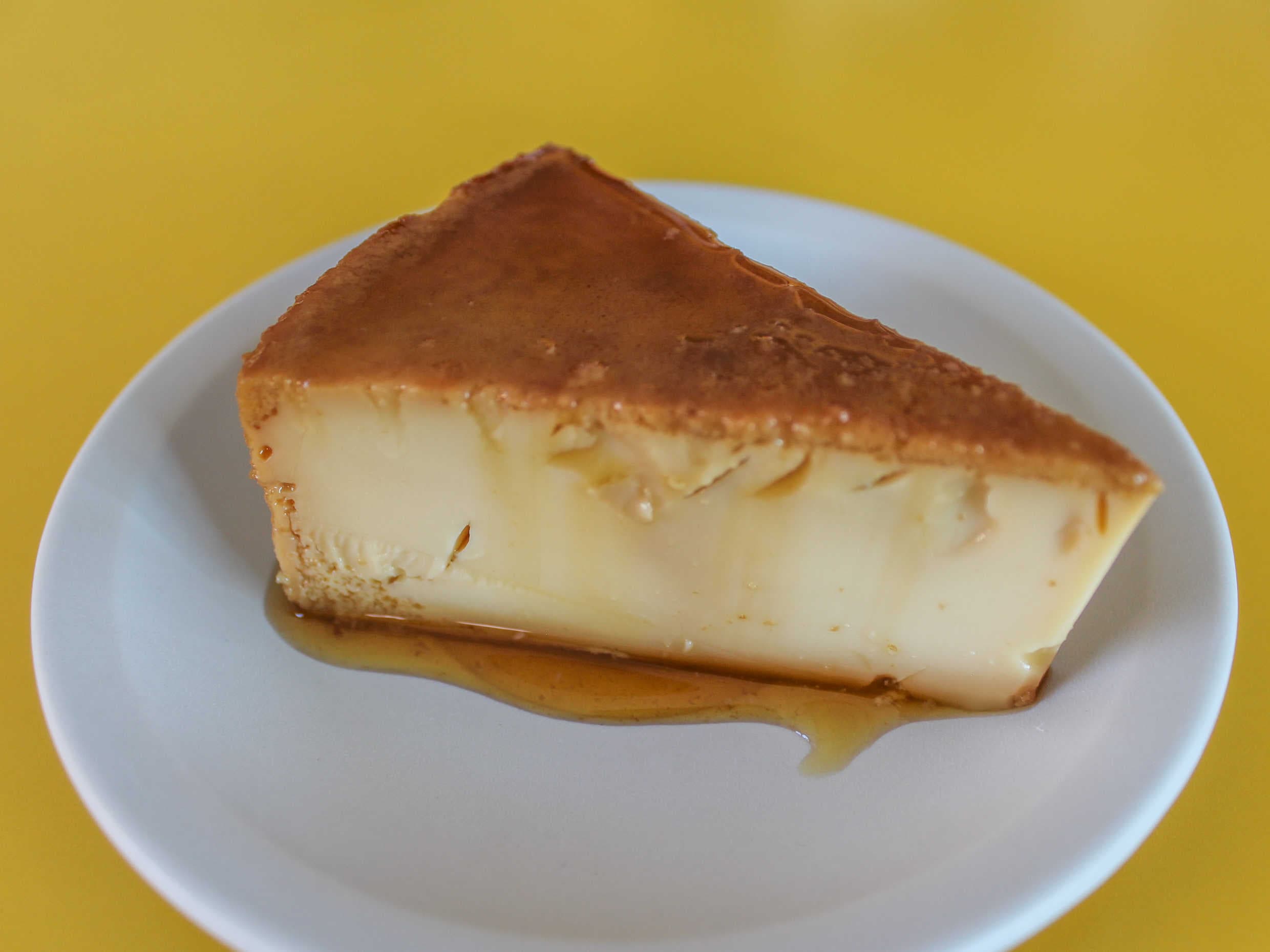 Flan napolitano