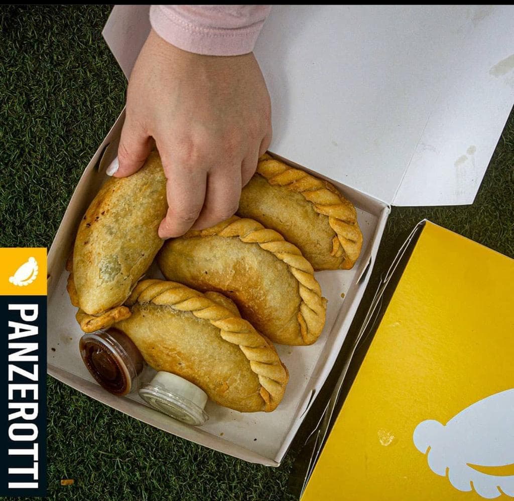 3 Panzerotti + 2 Paliquesos+ 2 Fraputinos + 2gaseo
