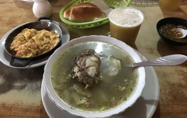 Caldo De Costilla+Huevos+Jugo