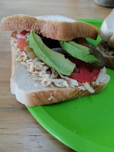 Sándwich de Pollo