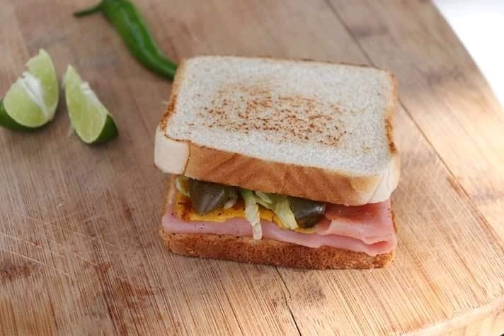 Sándwich Sencillo