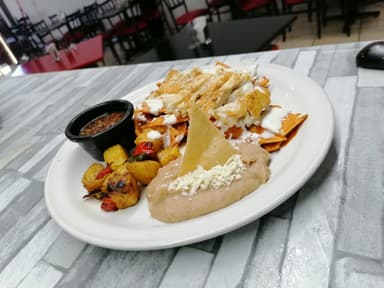 Chilaquiles Suizos