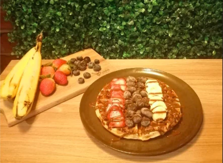 Waffle de Avellanas y Frutas