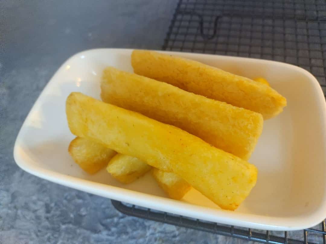 Bastones de Yuca Fritas