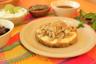 Gordita con Pedazos